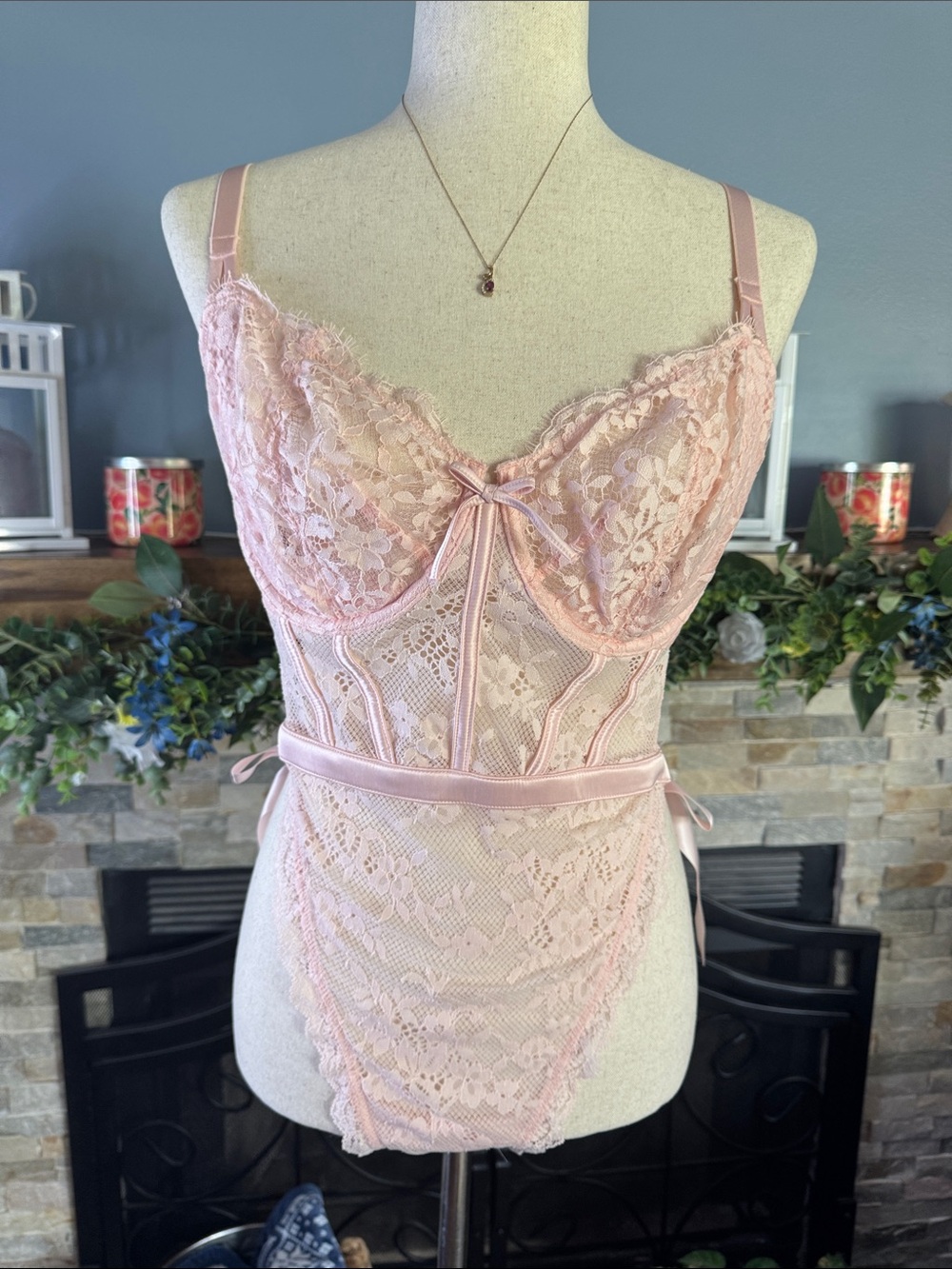 Victoria's Secret Pink Eyelash Lace Corset Teddy Bodysuit NWT XL - Picture 4 of 13